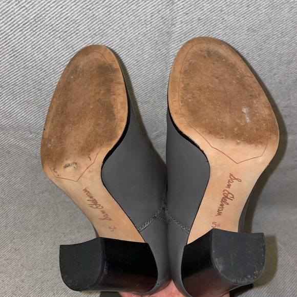 Sam Edelman block heel boots. Color grey. Size 5.5 - Picture 4 of 5